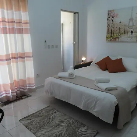 Tan-nanniet Penthouse In *