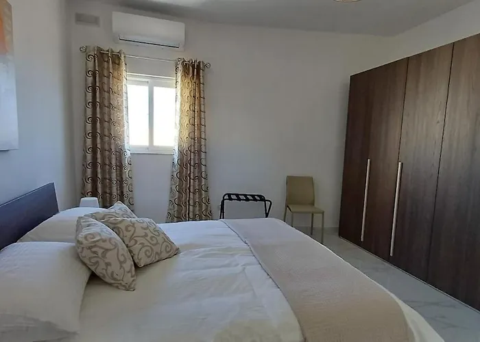 アパート Tan-nanniet Penthouse In Dingli